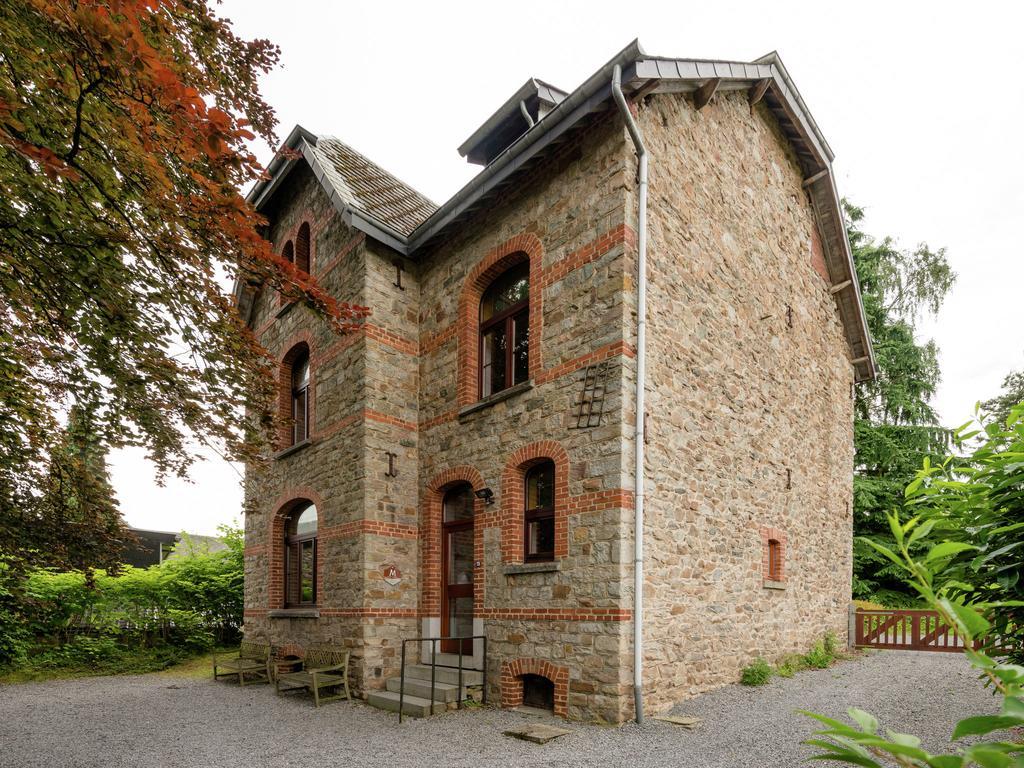 Вилла A Beautifully Renovated Mansion In The Ardennes Вьельсальм Экстерьер фото